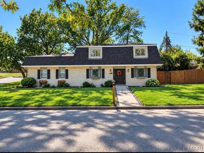 701 Angus Valley Dr