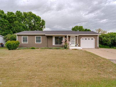 72 Benteen Dr