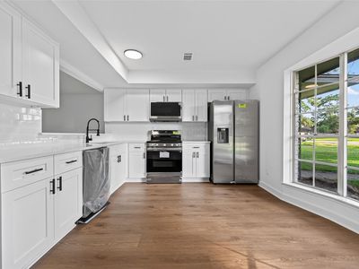 20518 Treetop Ln