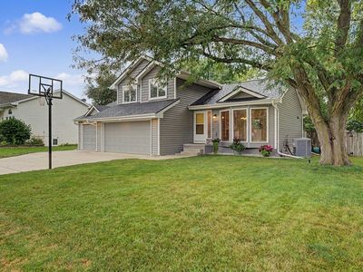 101 SW Kennybrook Dr