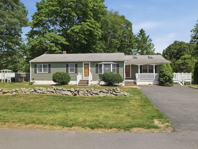 140 Crow Ln