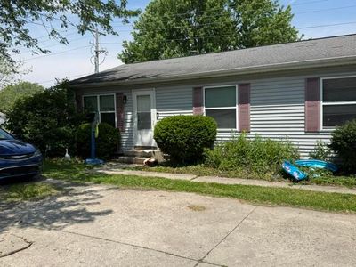 343 N Defiance Rd