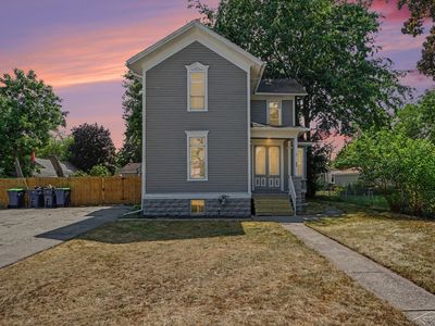 Property at 804 E Smith St, Bay City, MI