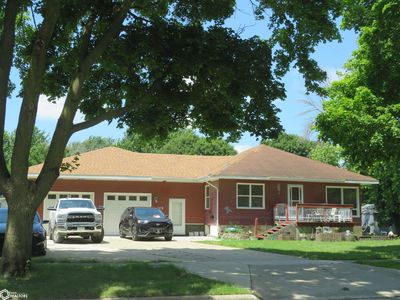 109 NW 8th St