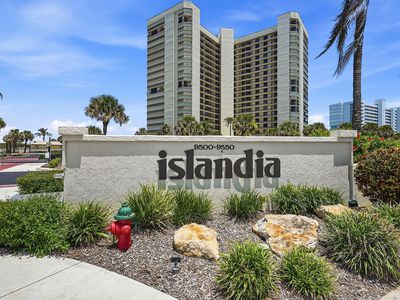 9550 S Ocean Drive #1702