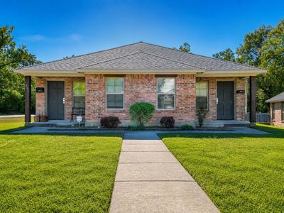 Property at 1005 Dalzell St, Shreveport, LA