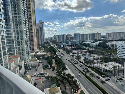 18001 Collins Ave #918