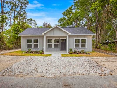 201 Alvarez St