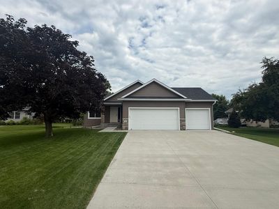 22 Garden Ct N