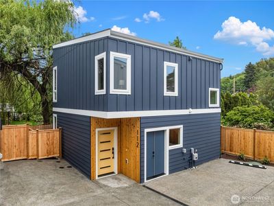 112 29th Avenue E