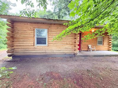 26 Log Cabin Lane