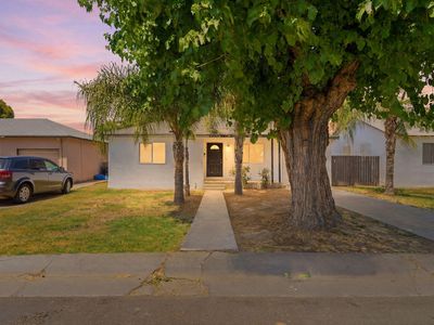 893 N 2nd Street