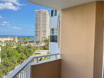 1965 S Ocean Dr APT 5D