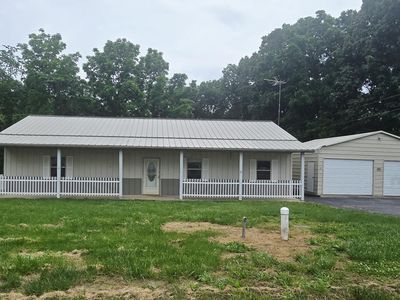 19607 State Highway 76
