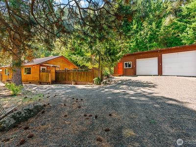 150 Pine Cliffs Drive