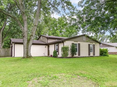 3983 Pineview Ln
