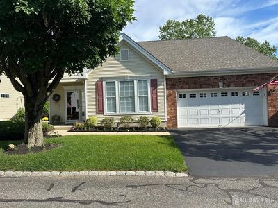 17 Burholme Dr