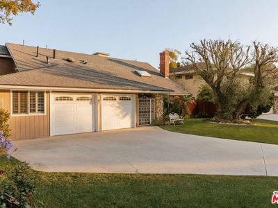 6125 Queenridge Dr