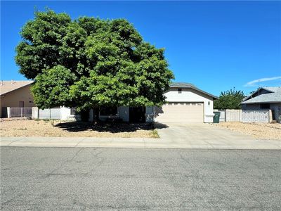 3837 Prairie View Dr