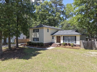 207 Foxcroft Ln