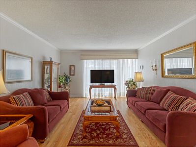 62 W Lester Ave S #J-27
