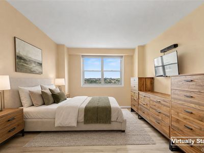 30 Lake Street #7A