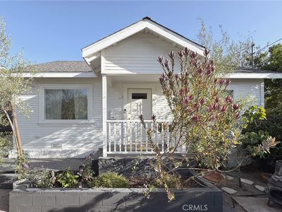 124 W Sycamore Ave