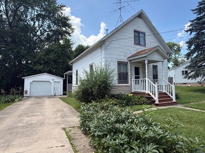 623 Sterling Ave