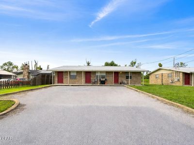 6521 Chipewa St #A-b