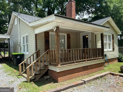 102 W Fairmount Ave