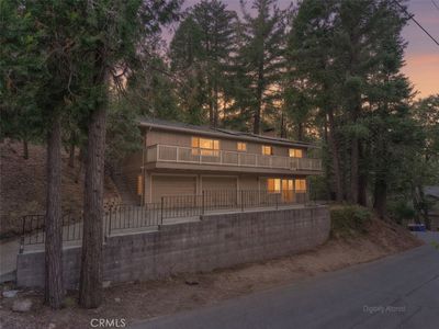 1050 Jungfrau Dr