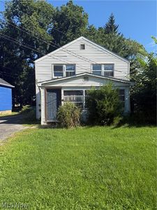 Property at 14113 Maple Ave, Maple Heights, OH