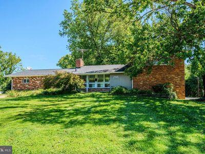 3749 Chain Bridge Rd