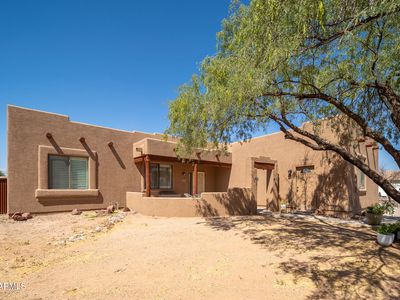22016 W BEACON Lane