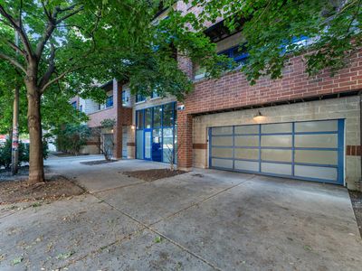 2251 W Saint Paul Ave APT 2E