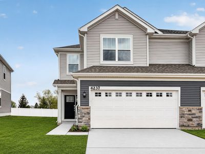 Property at 4237 Meadowridge Rd, Woodstock, IL