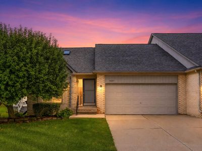 46201 Bentley Cir W