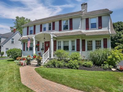26 Monroe Dr