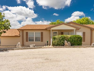 500 Oak Ridge Rd #104