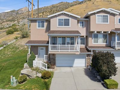 1305 S Alpine Way E