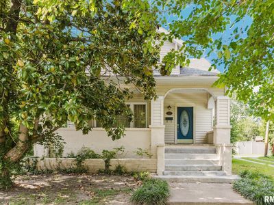 410 E Allen Ave
