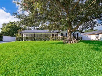 2462 Carolton Rd