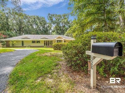 328 Bay Hill Dr