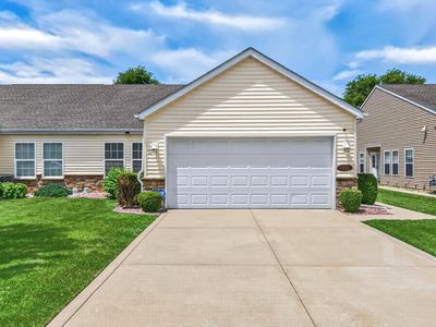 6888 Meadow View Ln
