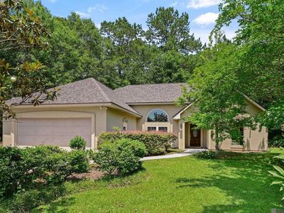 323 Autumn Woods Dr