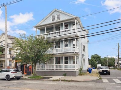 347 Douglas Ave