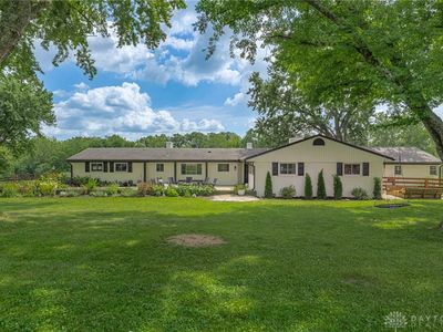 3385 Middle Run Rd