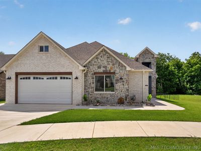 12902 S 20th Pl E