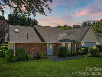 2 Gatehouse Ct