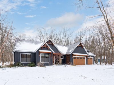 3175 Light House Way